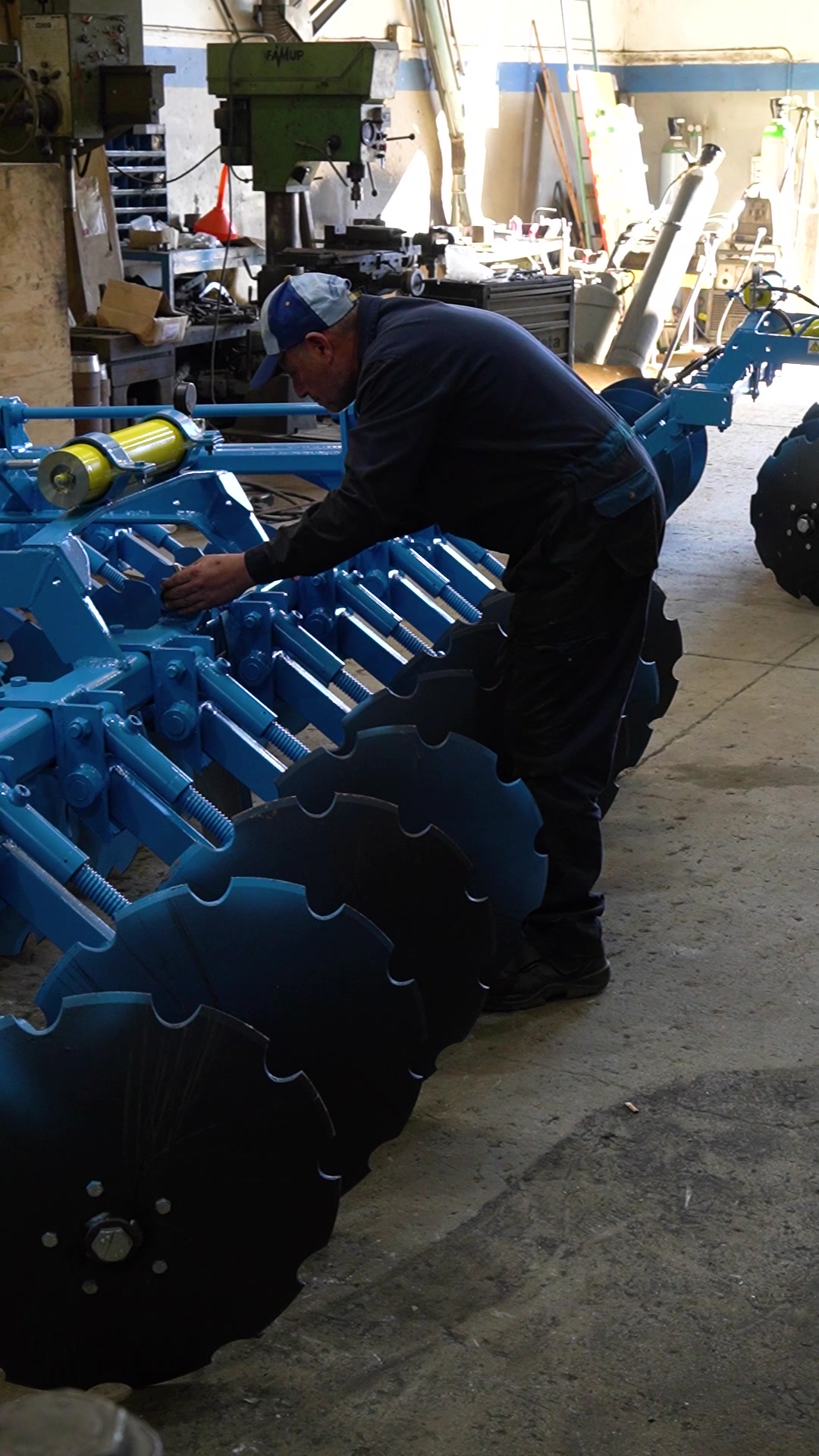 In preparazione per la stagione 🚜

Il nostro aratro è in